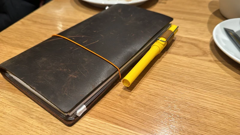 My new favorite note taking tools - Traveler’s Company Japan notepad and Lamy Safari fountain pen.